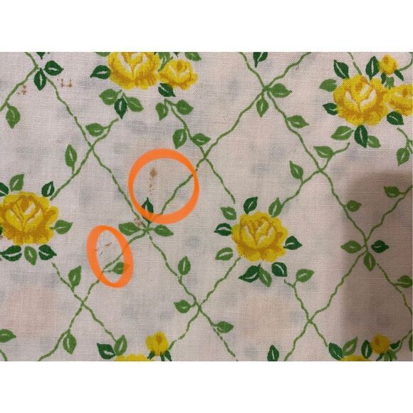 𝅺VINTAGE St. Mary’s yellow floral full flat sheet - Picture 4 of 6